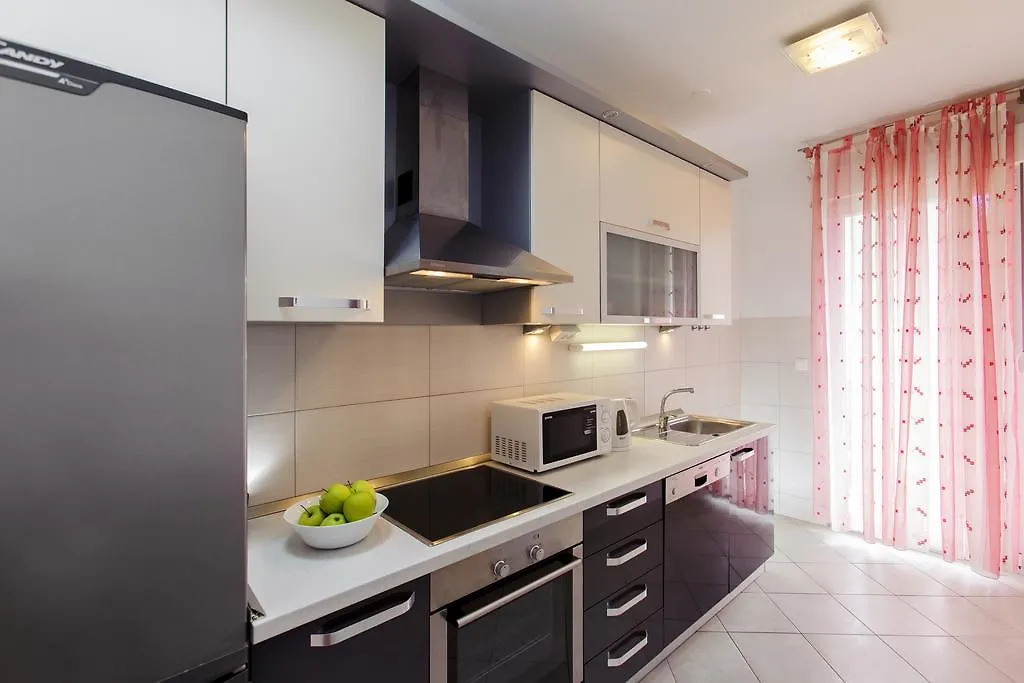 Amigo Comfort Apartments Split